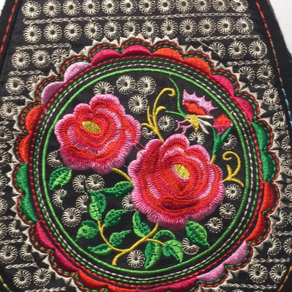 Ethnic style medium size backpack - Picture 2 of 5